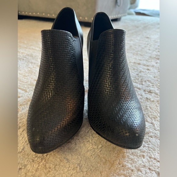 Elegant Black Women's Ankle Boots - Picture 11 of 14